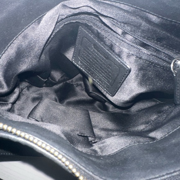 SOLD! Coach hobo style bag. In good condition structurally, leather is too. - Picture 9 of 15